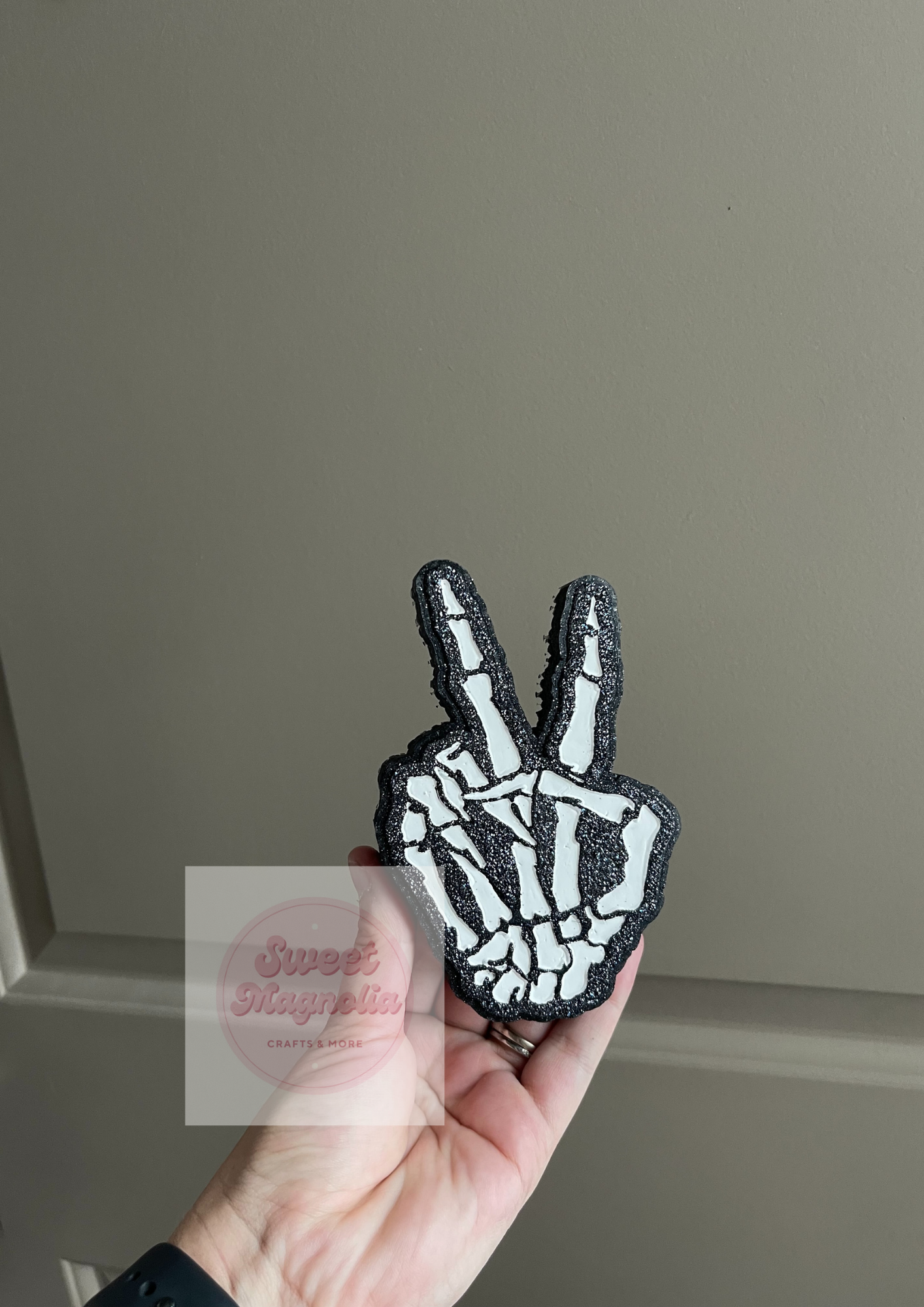 Skeleton Peace Sign